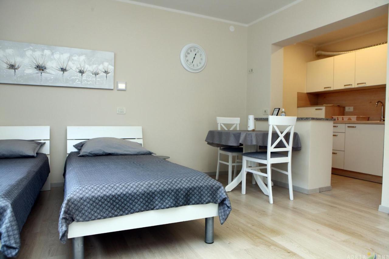 Spacious Izola Apartment Sl Экстерьер фото