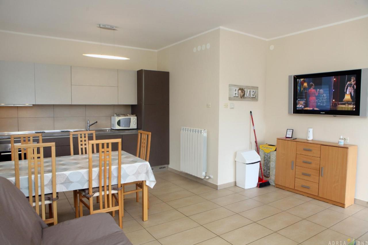 Spacious Izola Apartment Sl Экстерьер фото