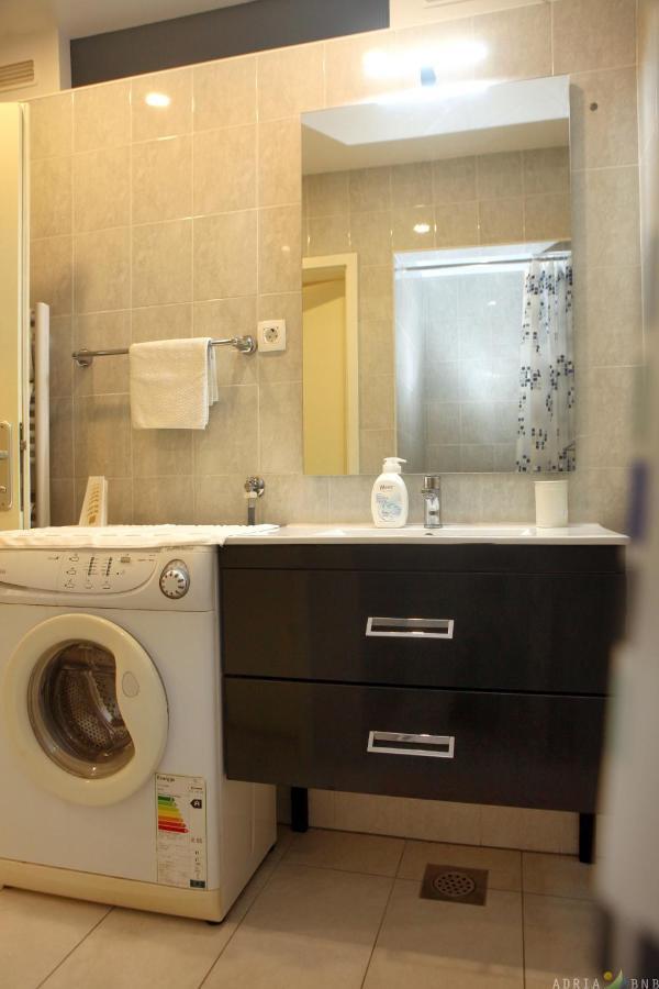 Spacious Izola Apartment Sl Экстерьер фото