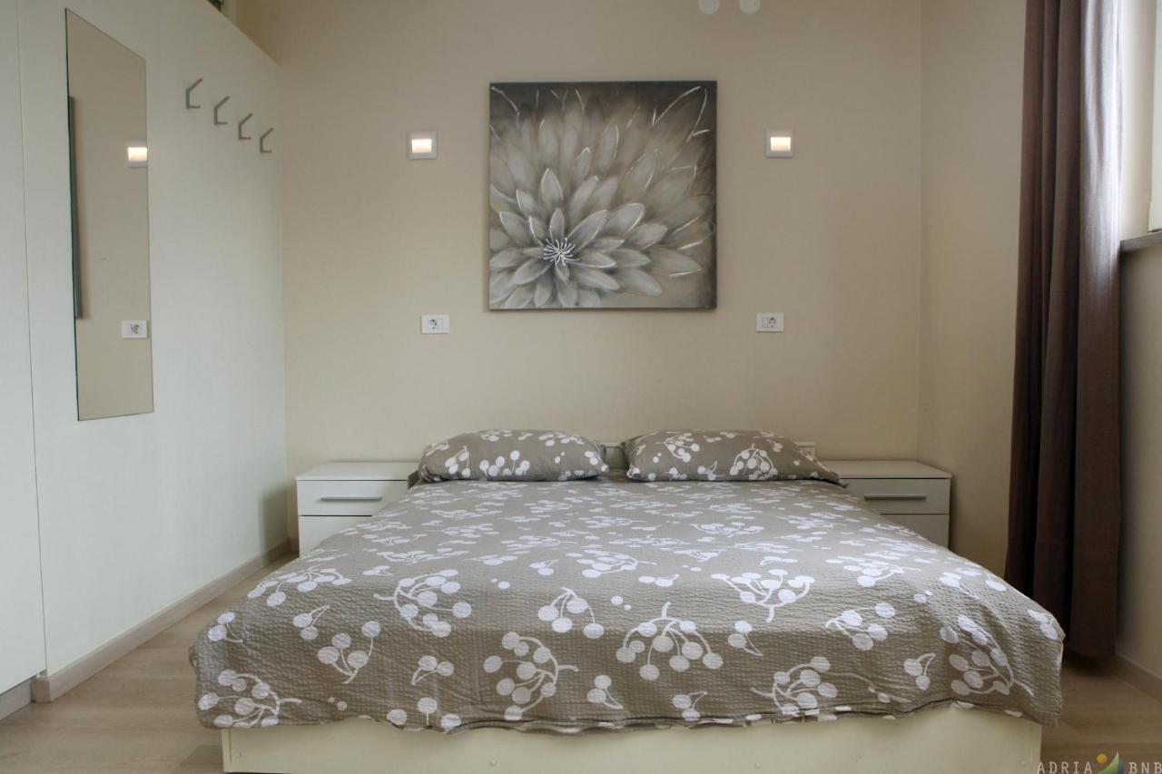Spacious Izola Apartment Sl Экстерьер фото