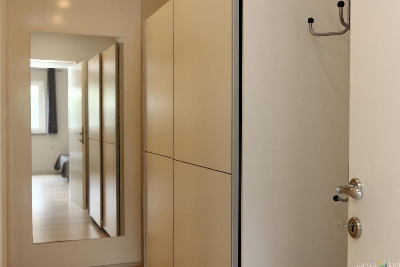Spacious Izola Apartment Sl Экстерьер фото