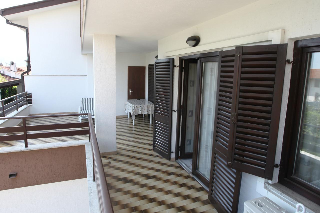 Spacious Izola Apartment Sl Экстерьер фото