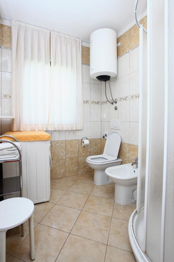 Spacious Izola Apartment Sl Экстерьер фото